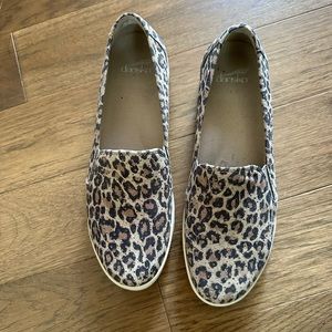 Dansko Odina Slip On Shoe Leopard size 38 euro worn once